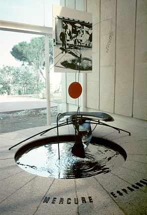 Alexander Calder, Fontanna Rtęci / Mercury Fountain, 1937, Fundació Miró