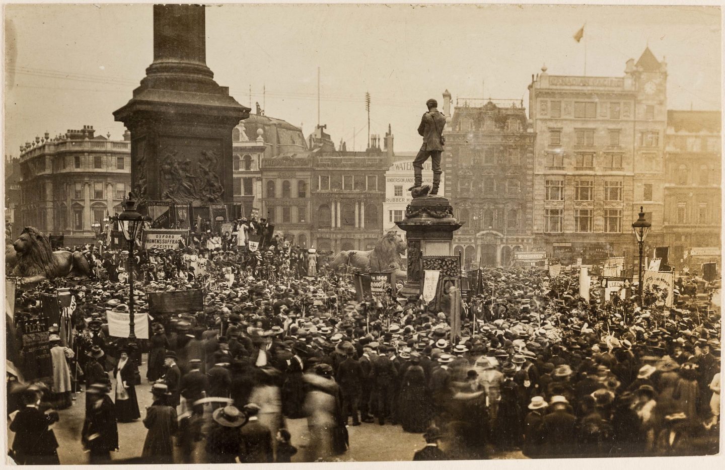 Procesja sufrażystowska, 13 czerwca 1908 roku. / Suffrage Procession, 13th of June 1908.